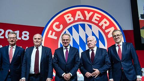 Die Bayern-Führung bei der Jahreshauptversammlung 2018.