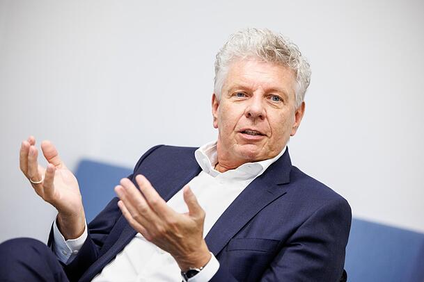 Ein Herzensthema für Oberbürgermeister Dieter Reiter: der Mietenstopp. Doch es gibt auch Kritik daran, dass die Miete in städtischen Wohnungen so günstig bleibt. Ein Herzensthema für Oberbürgermeister Dieter Reiter: der Mietenstopp. Doch es gibt auch Kritik daran, dass die Miete in städtischen Wohnungen so günstig bleibt.