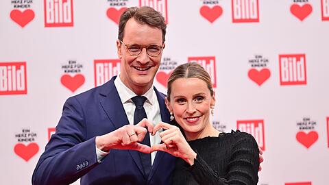 Hendrik W&uuml;st (CDU) und seine damals noch schwangere Frau Katharina bei der Gala "Ein Herz f&uuml;r Kinder" (Archivfoto)