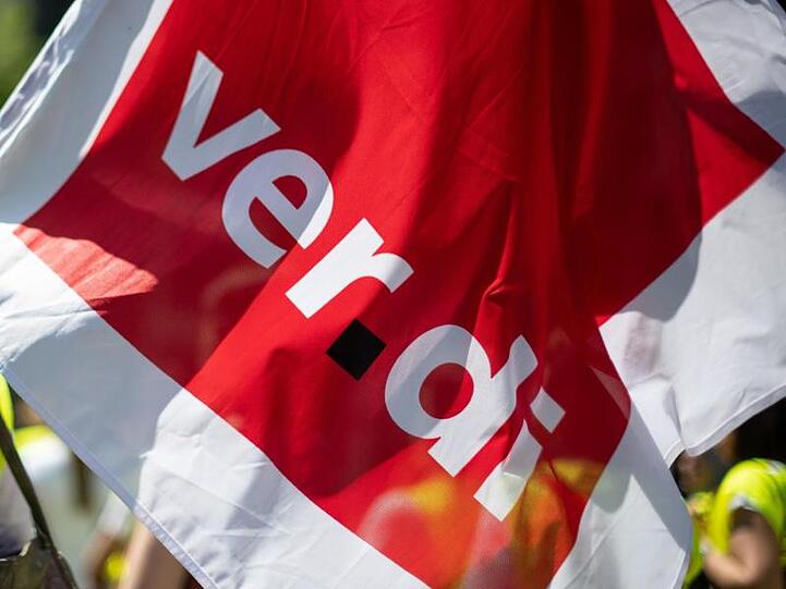Laut Verdi arbeiten bundesweit 130.000 Beschäftigte bei ÖPNV-Unternehmen.