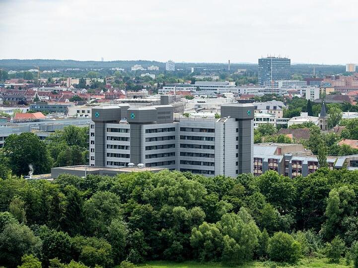 Das Universitätsklinikum Erlangen (Blickrichtung Süden). Foto: Daniel Karmann/dpa/Archivbild