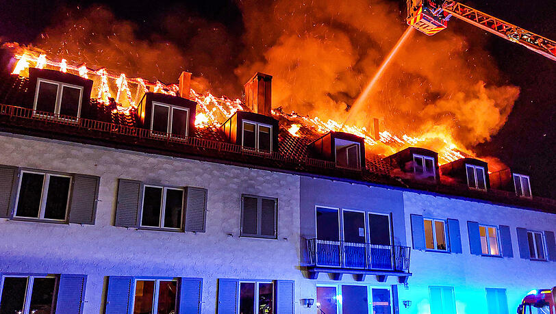 Bilder vom Feuerwehreinsatz in Obermenzing Bilder vom Feuerwehreinsatz in Obermenzing