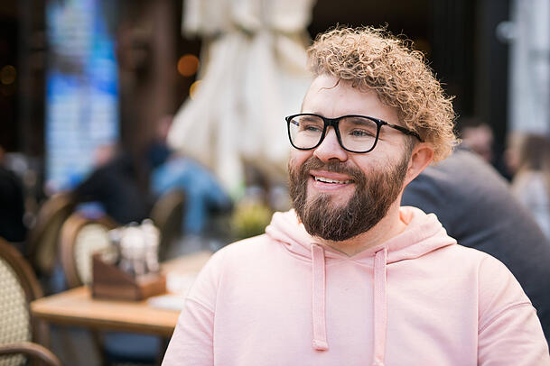 Ist der Gast mit dem Service zufrieden, kann sich das positiv aufs Trinkgeld auswirken.