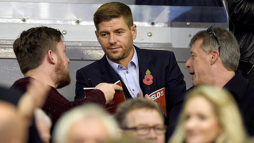 Neuer - anderer - Anlauf in Liverpool: Steven Gerrard.