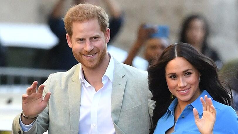"Lasst uns das beim Namen nennen: Es ist Rassismus." Harry und seine Frau Meghan, die Tochter einer Afro-Amerikanerin. "Lasst uns das beim Namen nennen: Es ist Rassismus." Harry und seine Frau Meghan, die Tochter einer Afro-Amerikanerin.