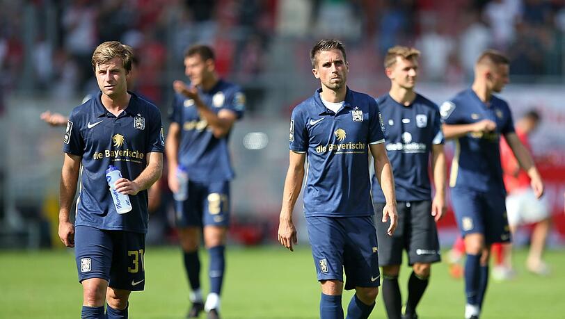 Unfreiwillige Remis-Könige der Dritten Liga, was die Laune nicht gerade hebt (v.l.): die 1860-Profis Richard Neudecker und Stefan Lex.