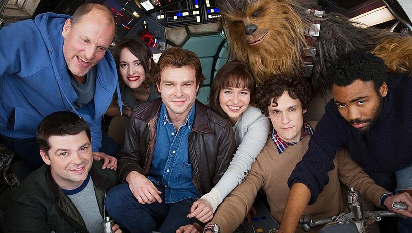 Am 24. Mai ist es soweit: "Solo: A Star Wars Story" kommt in die Kinos. Am kommenden Sonntag gibt es im Rahmen des Super Bowls angeblich den ersten Trailer zum langersehnten Film zu sehen.