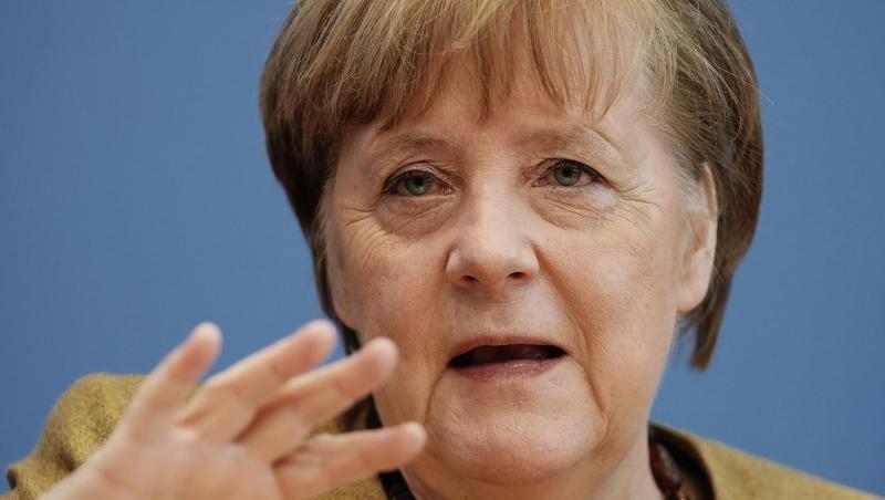 Bundeskanzlerin Angela Merkel (CDU) hat dem neuen US-Präsidenten Joe Biden ein stärkeres, auch militärisches Engagement Deutschlands und Europas in internationalen Fragen versprochen.