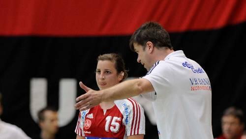 Ania Röslers Zukunft ist gesichert, die von Trainer Csaba Szücs und des Vereins nicht. Ania Röslers Zukunft ist gesichert, die von Trainer Csaba Szücs und des Vereins nicht.