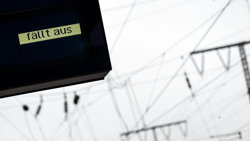 Nach Angaben der Bahn ist ein Stellwerk in Köln-Kalk betroffen. (Symbolbild)
