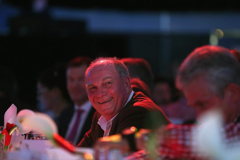 Bilder von der Meister-Sause im Postpalast