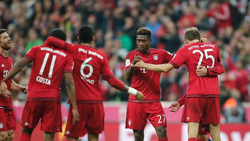Zwei Bayern-Profis haben es in die Top-Elf der Uefa aus der Gruppenphase der Champions League geschafft. Zwei Bayern-Profis haben es in die Top-Elf der Uefa aus der Gruppenphase der Champions League geschafft.
