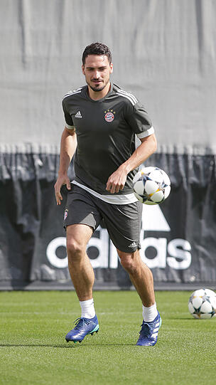 Die Bayern beim Abschlusstraining am Dienstag vor dem Kracher gegen Real Madrid. Klicken Sie sich durch die Bilder.