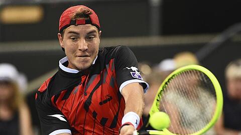 Jan-Lennard Struff steht im Halbfinale von Auckland, nachdem er den Spanier Pablo Carreno-Busta besiegt hat.