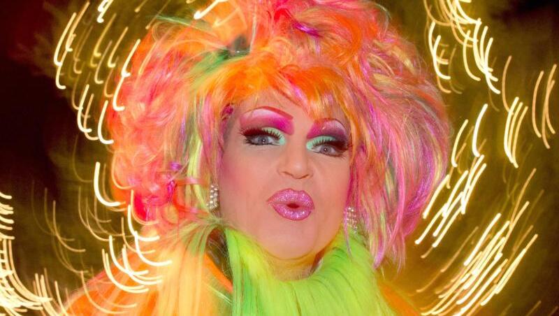 Die Dragqueen Olivia Jones mag es schön bunt. Die Dragqueen Olivia Jones mag es schön bunt.
