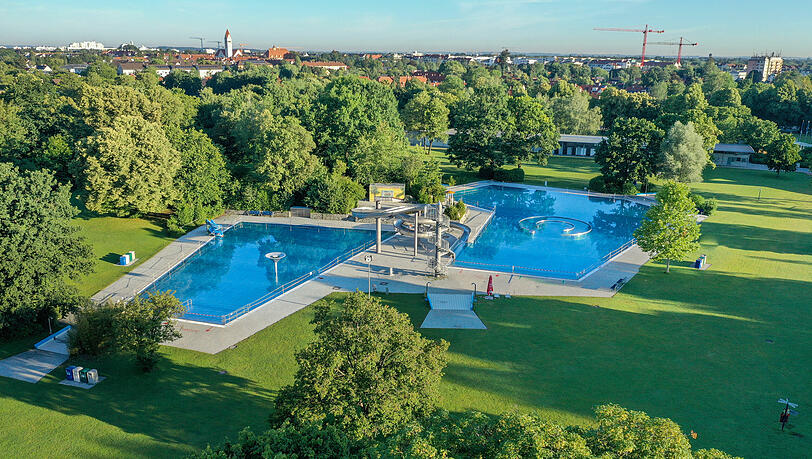 In München bieten 18 M-Bäder 365 Tage im Jahr Erholung und Schwimmvergnügen pur, außerdem Zugang zu Sauna, Fitness und Aqua-Kursen. In München bieten 18 M-Bäder 365 Tage im Jahr Erholung und Schwimmvergnügen pur, außerdem Zugang zu Sauna, Fitness und Aqua-Kursen.