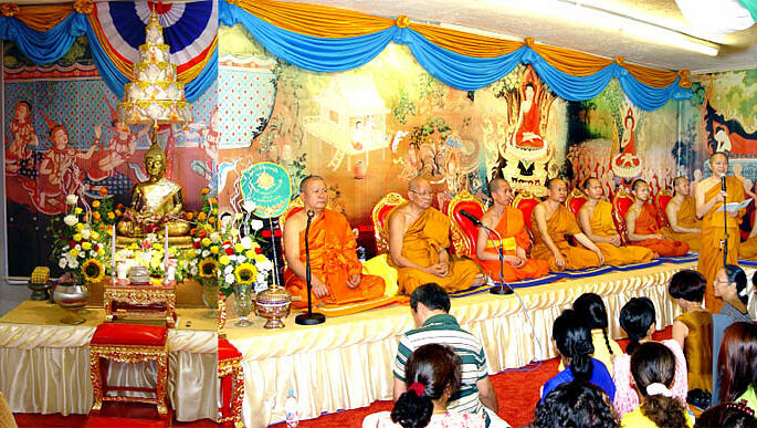 Der buddhistische Tempel. Der buddhistische Tempel.