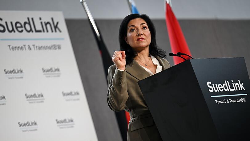Die Ministerin drängt auf Kosteneffizienz.