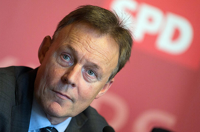 SPD-Fraktionschef Thomas Oppermann: "Wir lassen uns jetzt nicht treiben von aktionistischen nervösen Trittbrettfahrern".