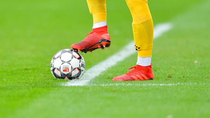 Ein Fußball-Spiel. Foto: Uwe Anspach/dpa/Symbolbild Ein Fußball-Spiel. Foto: Uwe Anspach/dpa/Symbolbild