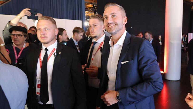 AfD-Spitzenkandidat Ulrich Siegmund ging als Sieger aus der Landtagswahl in Sachsen-Anhalt hervor. AfD-Spitzenkandidat Ulrich Siegmund ging als Sieger aus der Landtagswahl in Sachsen-Anhalt hervor.