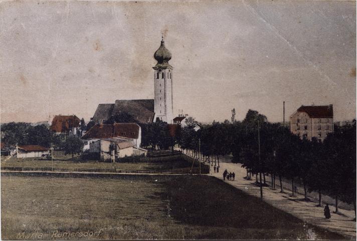 Von der Salzstraße, über den Wallfahrtsweg bis zur Industriemeile: Die abwechslungsreiche Geschichte der Rosenheimer Straße wird in einer Ausstellung gezeigt.