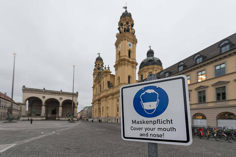 Der fast menschenleere Odeonsplatz am 3. Januar 2021.