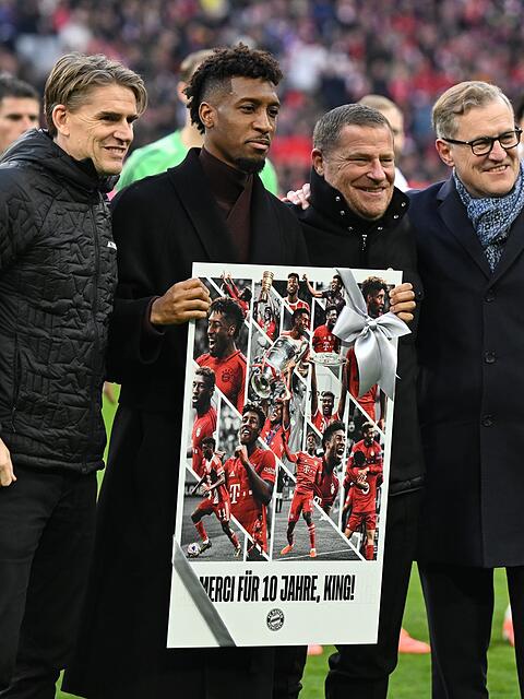 Der FC Bayern verabschiedet Kingsley Coman (2.v.l).