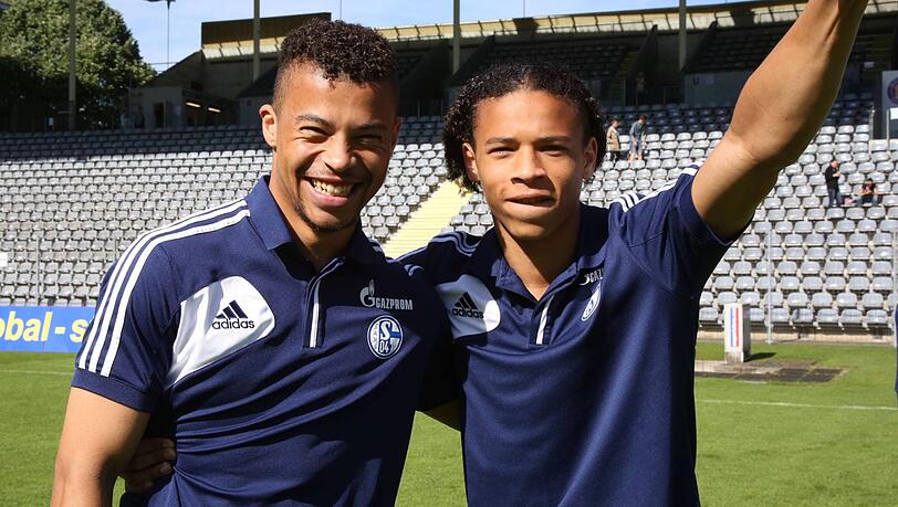 Leroy mit seinem älteren Bruder Kim (l.). Leroy mit seinem älteren Bruder Kim (l.).
