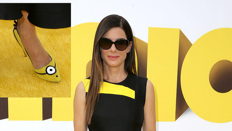 Sandra Bullock kombiniert gerne Mode und Humor - ihr Outfit stand ganz im Zeichen des Films "Minions" Sandra Bullock kombiniert gerne Mode und Humor - ihr Outfit stand ganz im Zeichen des Films "Minions"
