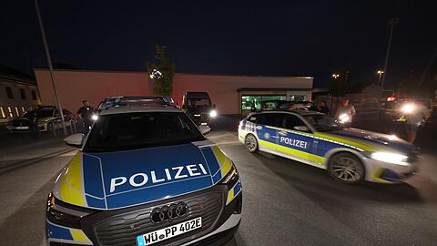 Die Polizei sucht einen Verd&auml;chtigen und warnt vor ihm.