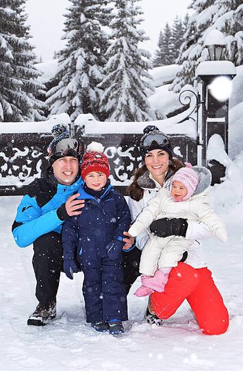 Royals im Schnee: die englische Königsfamilie weilt derzeit auf Urlaub in den französischen Alpen.