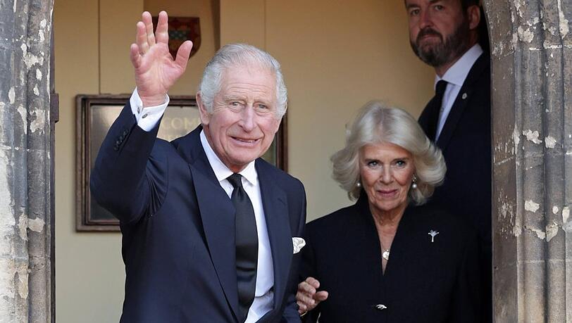 König Charles III. und Queen Consort Camilla werden am 6. Mai 2023 gekrönt.