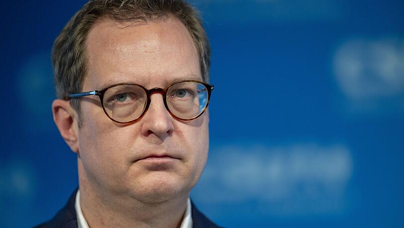 Hatte viel Rückhalt im Publikum mit seiner Forderung nach Zurückweisungen: Martin Huber, CSU-Generalsekretär.