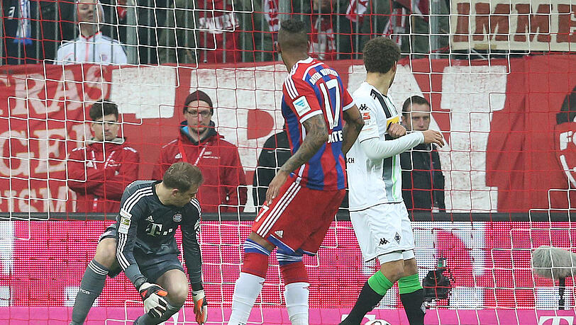 Manuel Neuer patzte beim Gegentreffer der Gladbacher zum 0:1. Manuel Neuer patzte beim Gegentreffer der Gladbacher zum 0:1.
