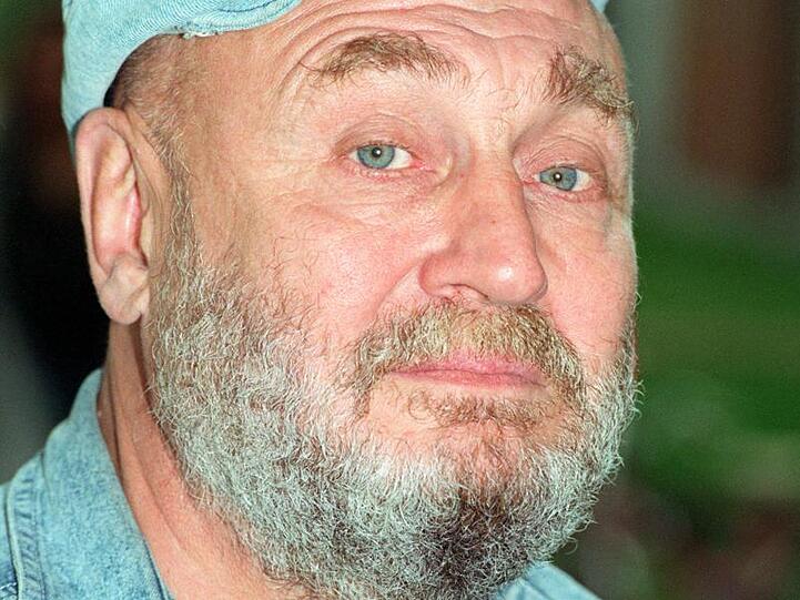 Rolf Hoppe (1992).