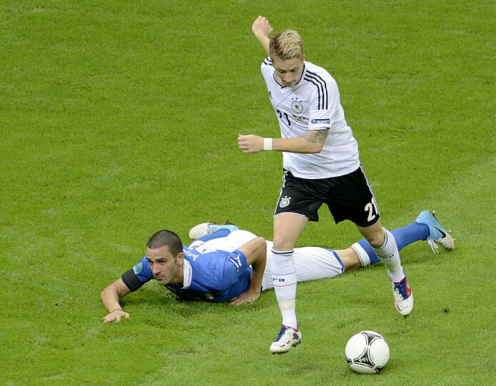 MARCO REUS (8/2): Durfte nur in den K.o.-Spielen ran, jeweils besser als Podolski. Note 2-