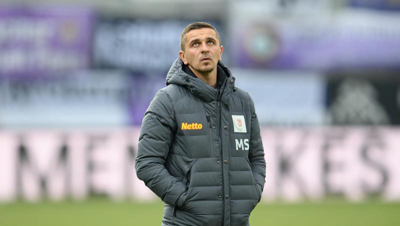 Regensburgs Trainer Mersad Selimbegovic.