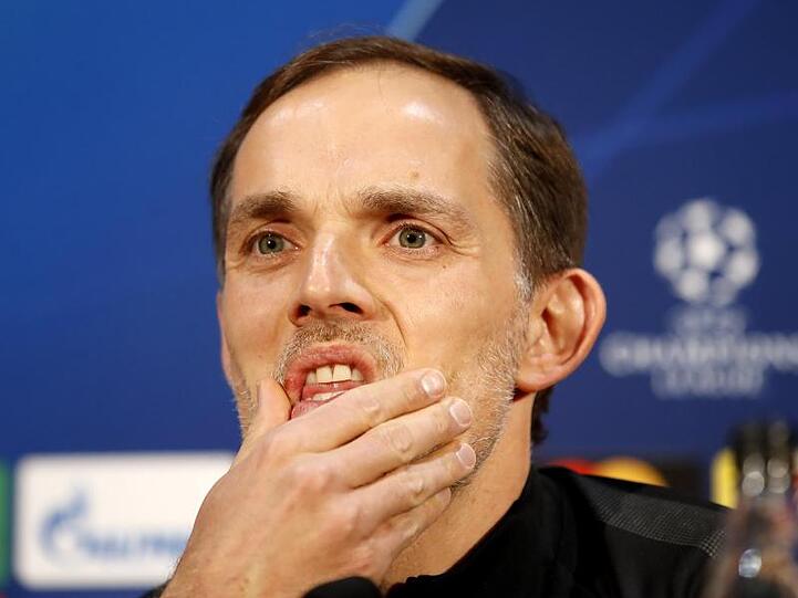 Hat mit Paris Manchester United vor der Brust: PSG-Coach Thomas Tuchel.