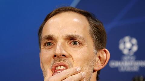 Hat mit Paris Manchester United vor der Brust: PSG-Coach Thomas Tuchel.