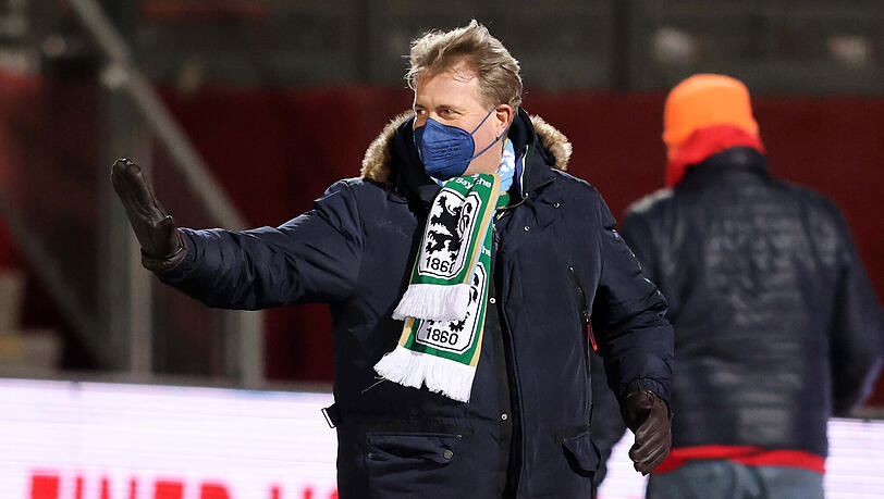 Martin Gräfer beim Drittliga-Auswärtsspiel der Löwen bei den Würzburger Kickers (3:0). Martin Gräfer beim Drittliga-Auswärtsspiel der Löwen bei den Würzburger Kickers (3:0).