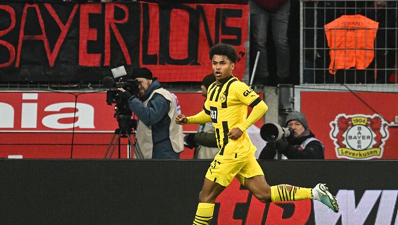 Karim Adeyemi brachte den BVB mit seinem ersten Bundesliga-Tor in Führung.