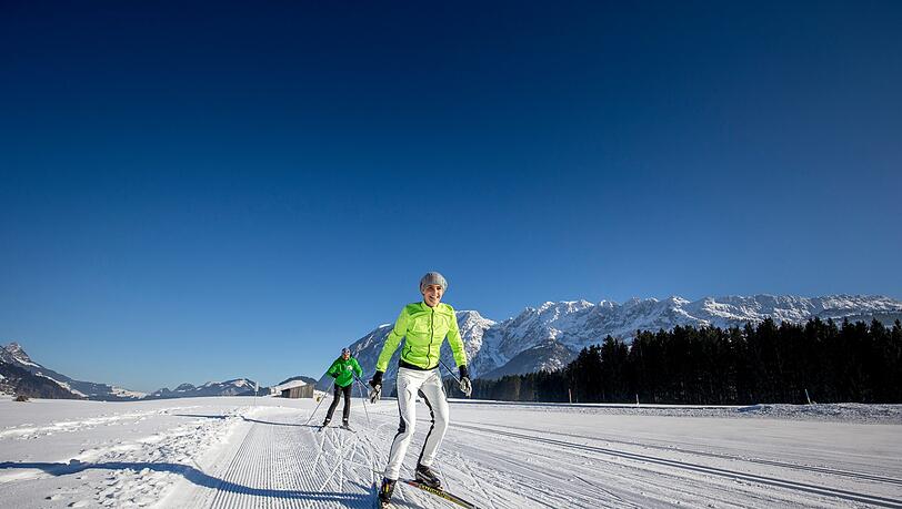 ERLEBEN - ENTDECKEN - GENIESSEN. Das alles steht im Ausseerland - Salzkammergut auf der Tagesordnung ERLEBEN - ENTDECKEN - GENIESSEN. Das alles steht im Ausseerland - Salzkammergut auf der Tagesordnung