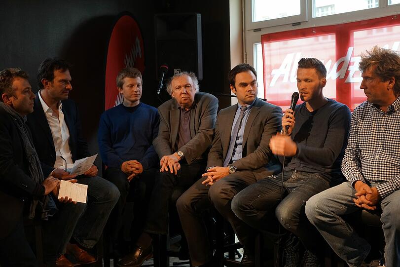 Der TSV 1860 im AZ-Café: Löwen-Star Benny Lauth, Geschäftsführer Robert Schäfer und Stadionsprecher Stephan Schneider im Talk