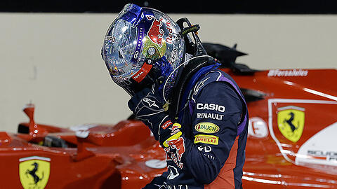 Sebatsian Vettel muss sich noch ein wenig gedulden, bis er im Ferrari Platz nehmen darf.