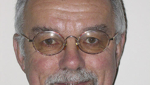 Hans-Joachim Loewer ist Simbabwe-Experte. Hans-Joachim Loewer ist Simbabwe-Experte.