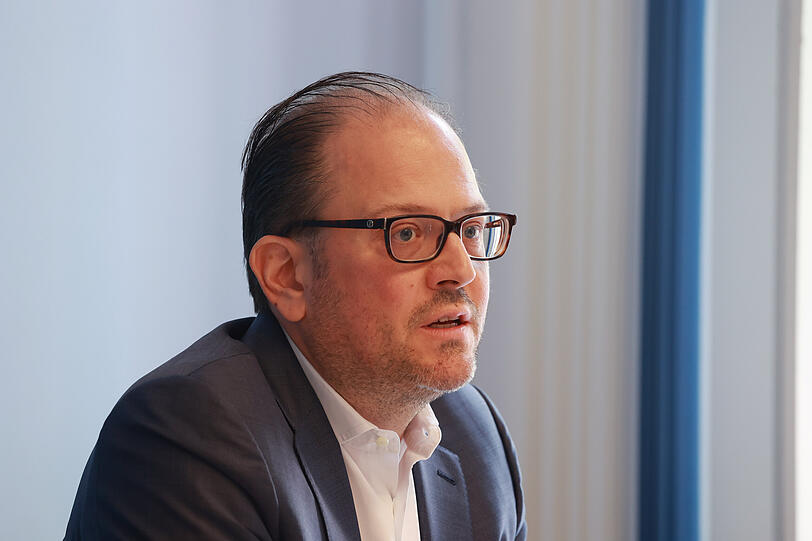 CSU-Fraktionschef Manuel Pretzl ist fassungslos über das Hin- und Her im Rathaus. CSU-Fraktionschef Manuel Pretzl ist fassungslos über das Hin- und Her im Rathaus.