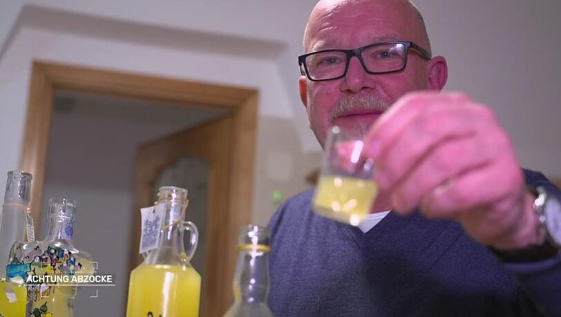 Bei der Limoncello-Verkostung schwelgt Peter Giesel pl&ouml;tzlich in Erinnerungen.