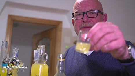 Bei der Limoncello-Verkostung schwelgt Peter Giesel pl&ouml;tzlich in Erinnerungen.