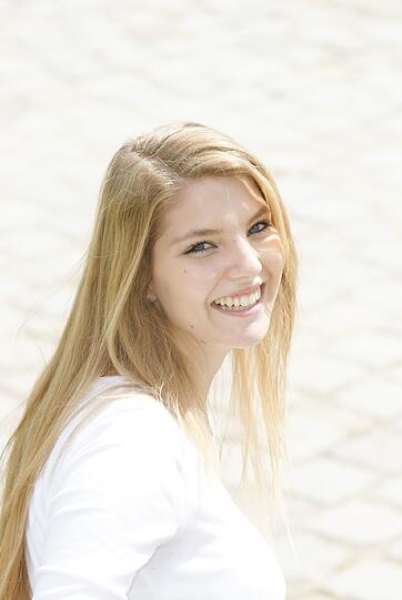 Antonia Berg: Sie ist unter den Top 30 der zahlreichen Bewerberinnen. Wird Antonia die "Schöne Münchnerin 2011"?